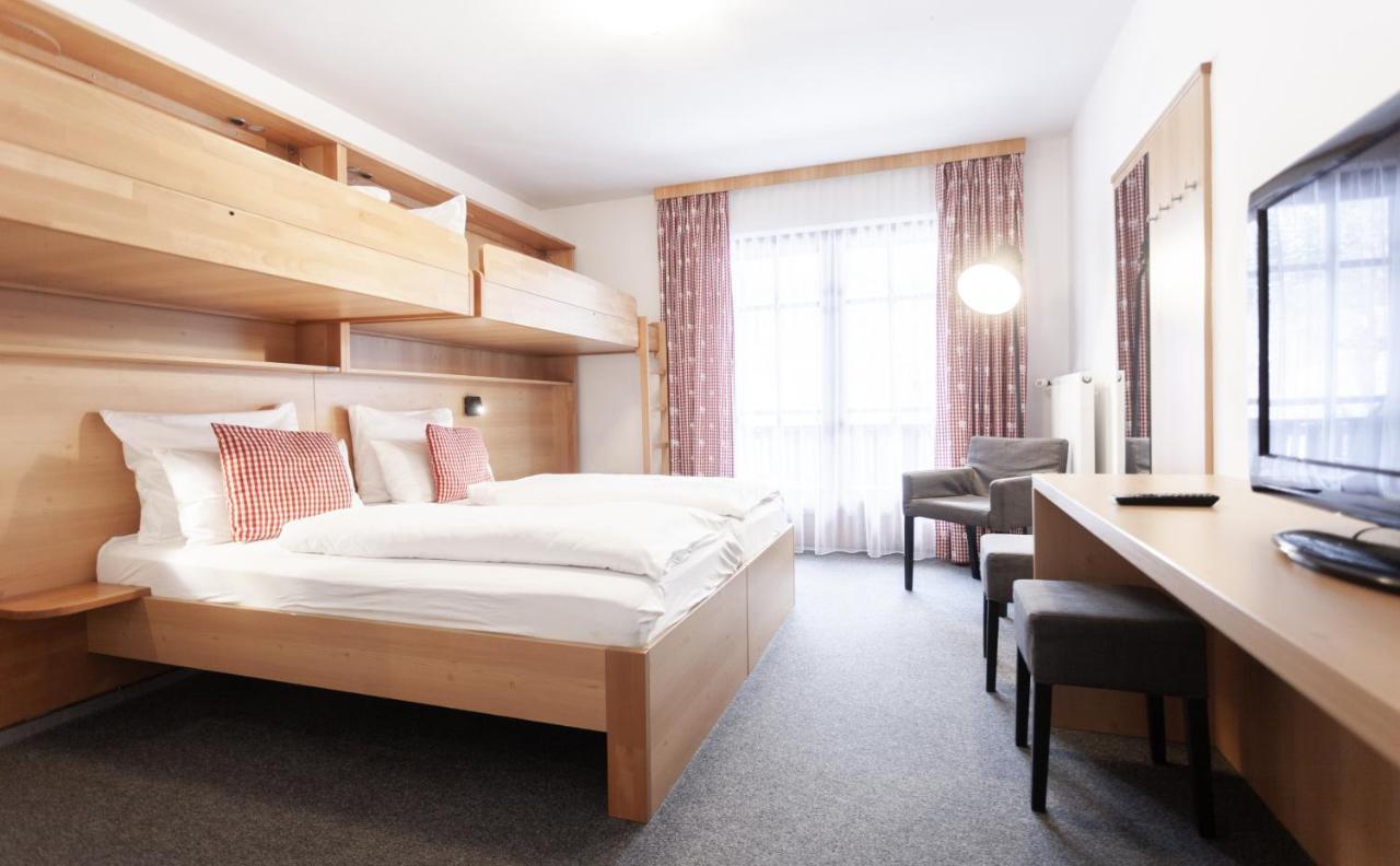 First Mountain Hotel Montafon 加舒恩 外观 照片