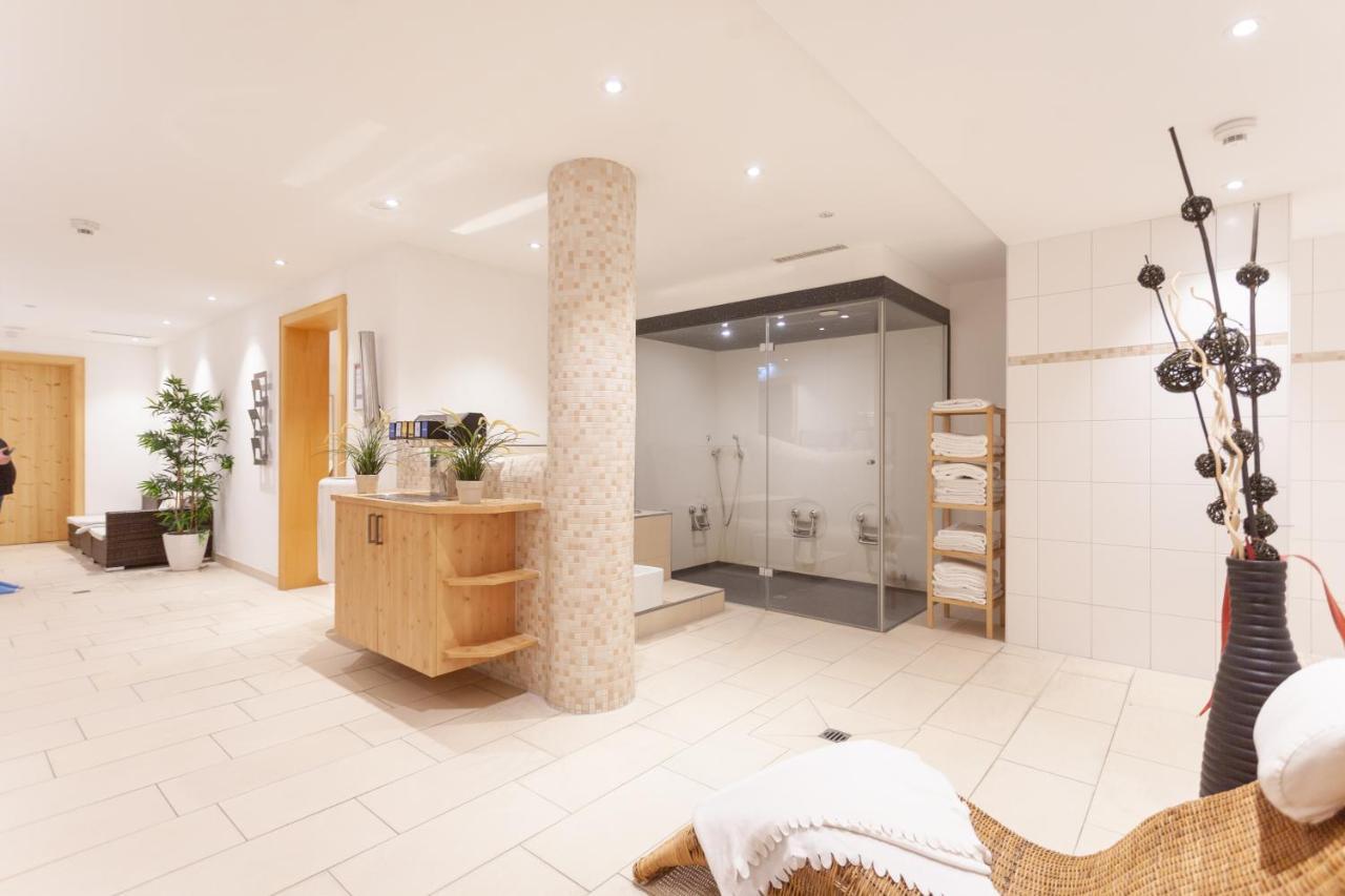 First Mountain Hotel Montafon 加舒恩 外观 照片