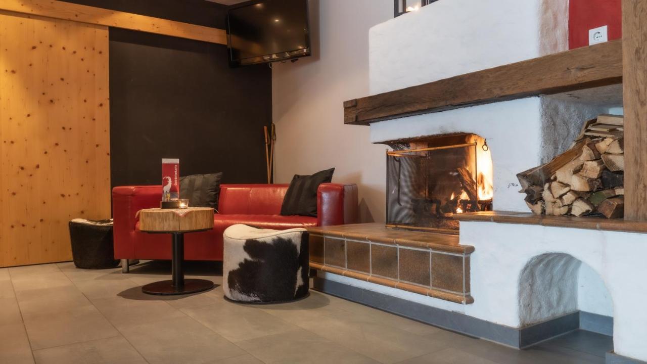 First Mountain Hotel Montafon 加舒恩 外观 照片
