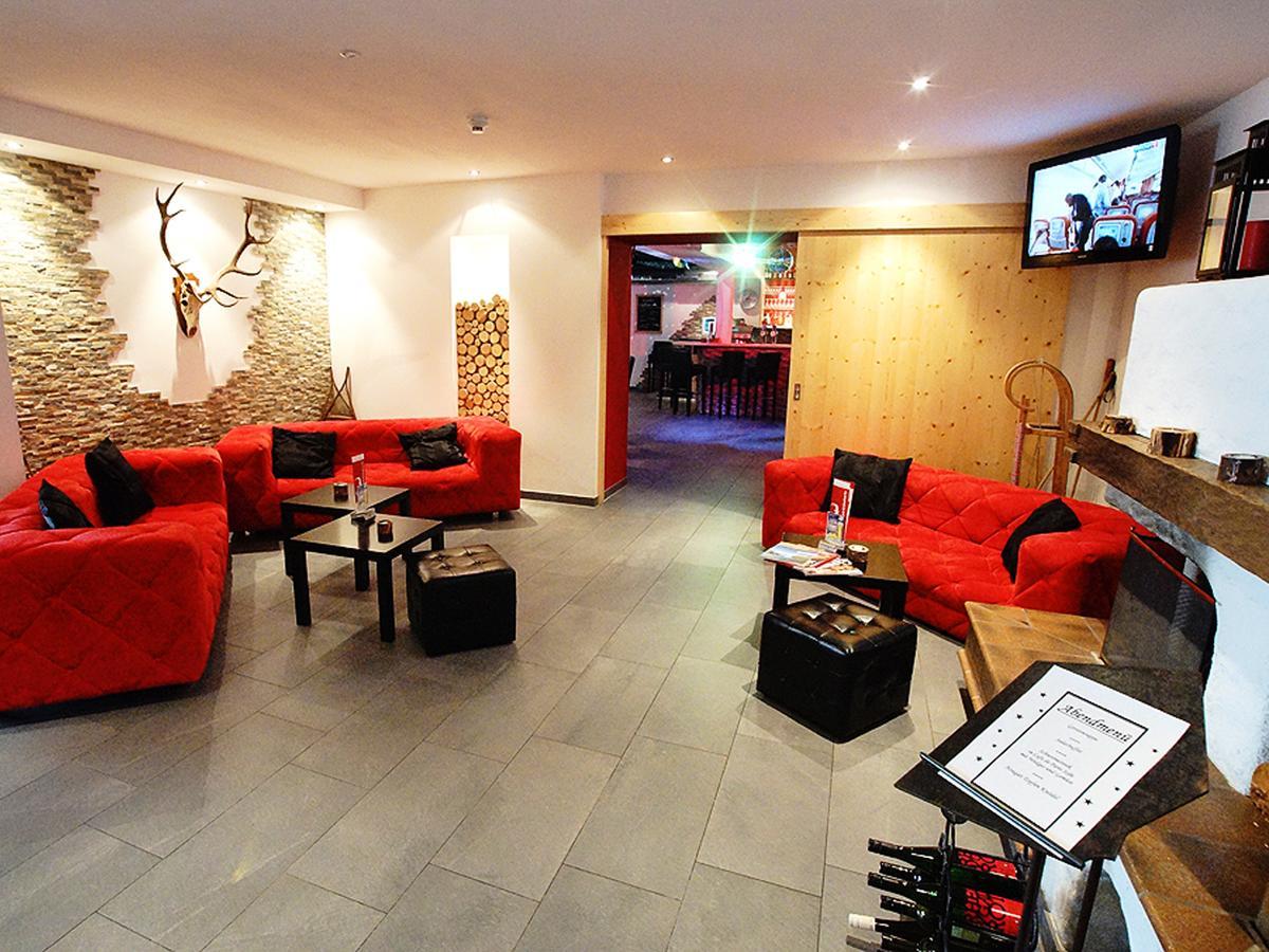 First Mountain Hotel Montafon 加舒恩 外观 照片