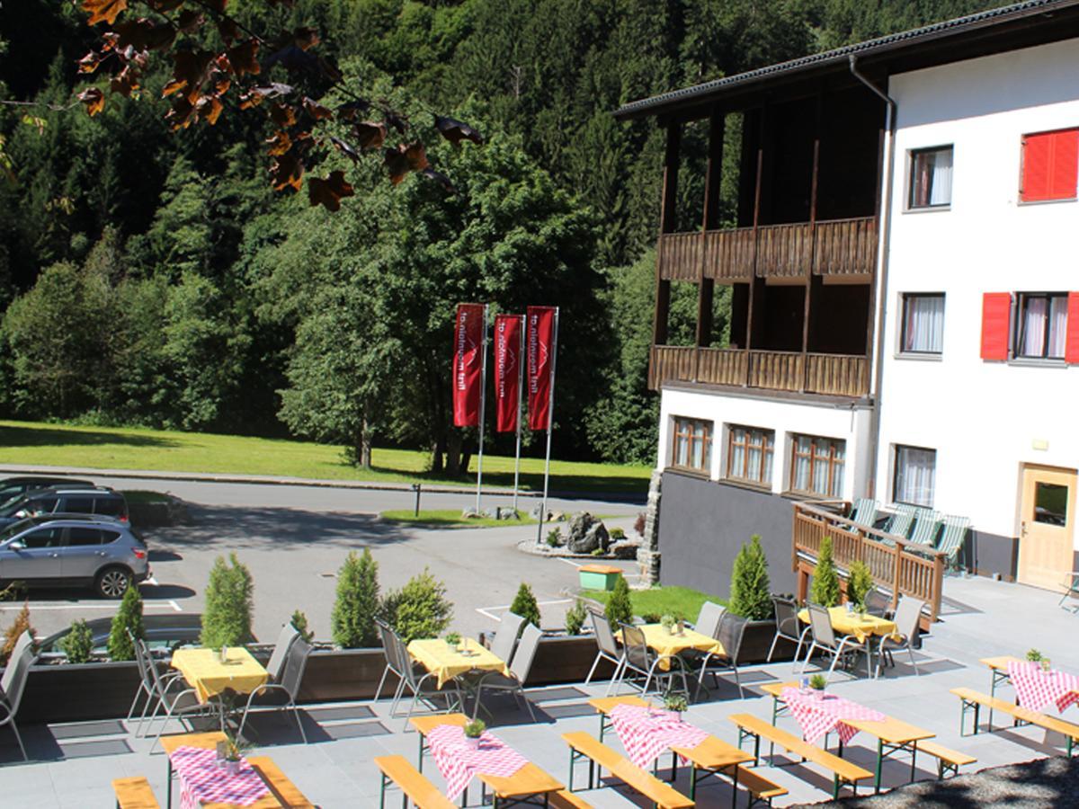 First Mountain Hotel Montafon 加舒恩 外观 照片
